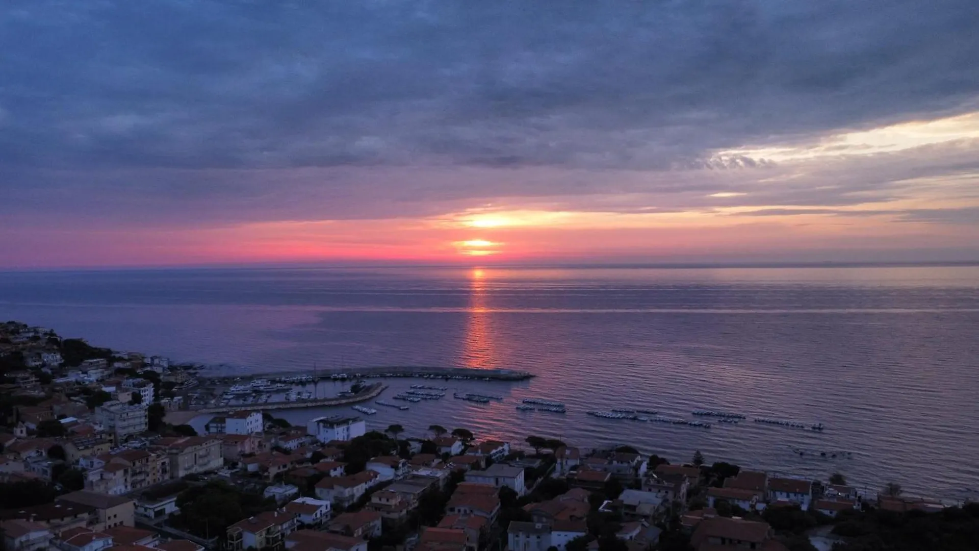 Appartamento Casa Purple Cala Gonone 0*,  Italia